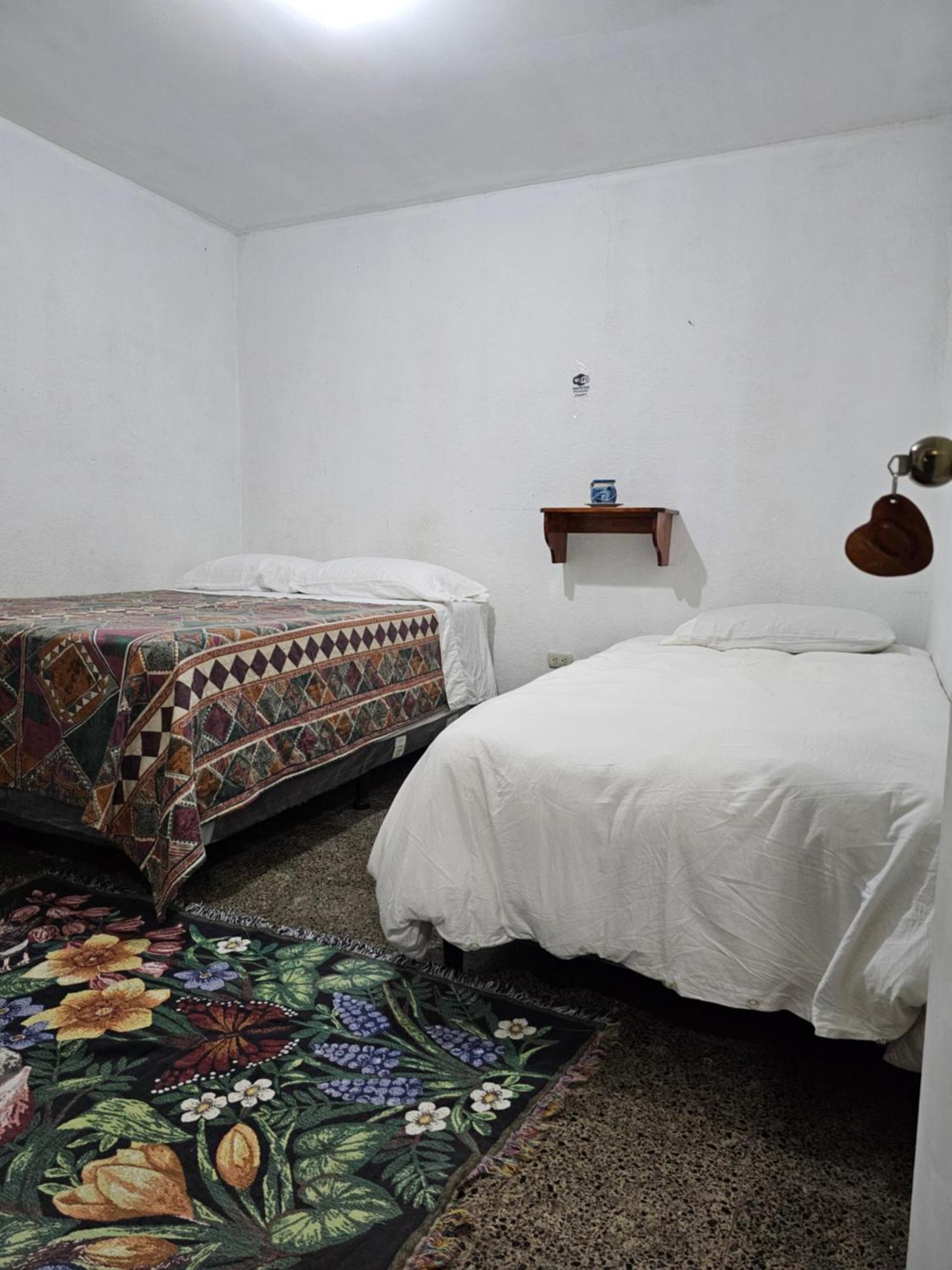 פנחאצ'ל Hostal The Friends חדר תמונה